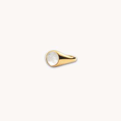 Madre Perla Gold Ring